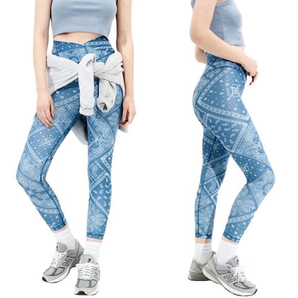 American Eagle The Lightweight Everything Legging Crossover Waist Size Medium - Picture 1 of 7